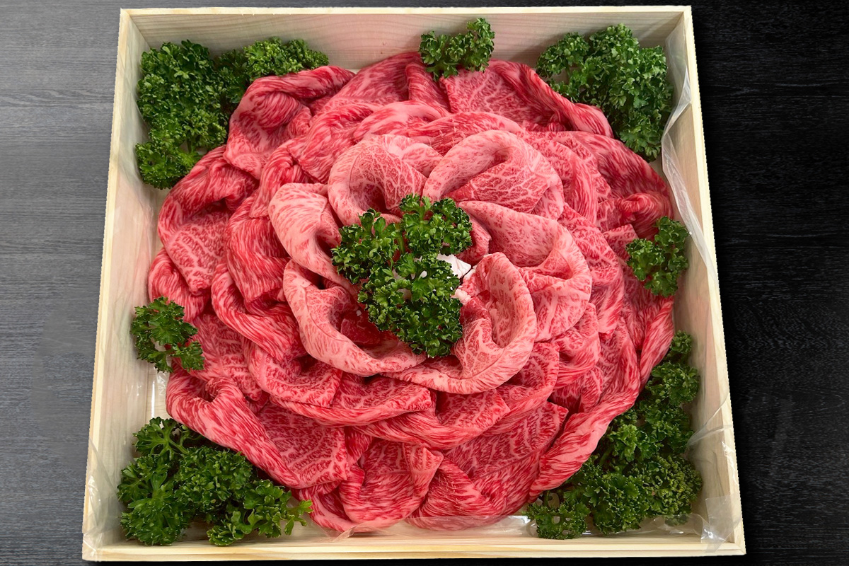 【げんさん春祝い企画】国産げんさん牛 厳選霜降肉と厳選赤身肉のすき焼用セット 800g