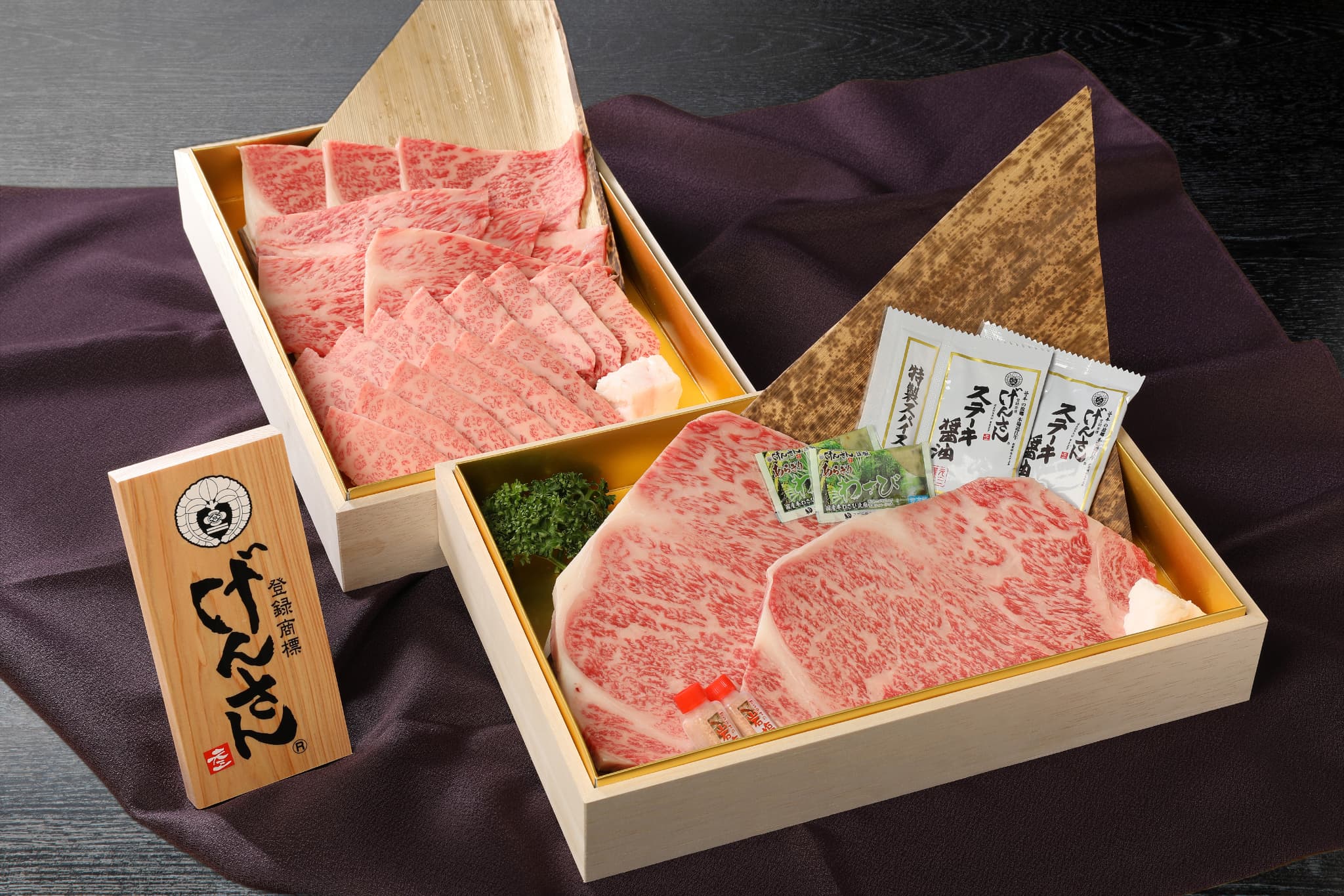 【ギフト】近江牛A5ランク 欲張り2種セット　焼肉用（ロース250g・カルビ250g）+サーロインステーキ(200g×2枚)