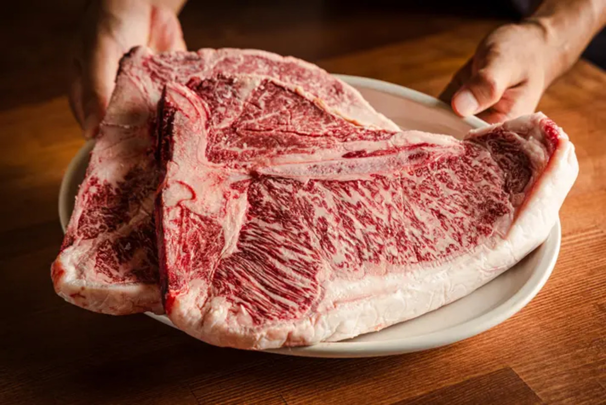 【アメイジングステーキOPEN記念！】国産げんさん牛Tボーンステーキ1本(約800g～1.0kg)