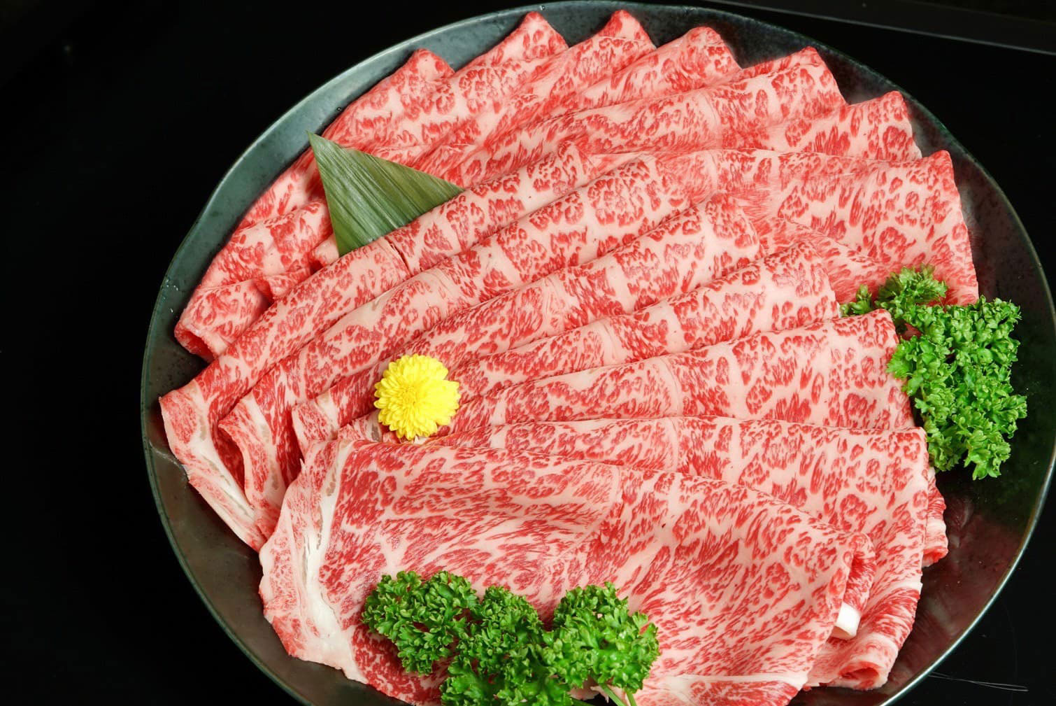 第30回近江牛友の会 最優秀賞受賞牛 サーロイン すき焼き・しゃぶしゃぶ用 500g